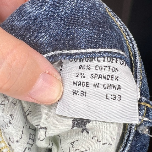 COWGIRL TUFF CO JEANS - Picture 4 of 5